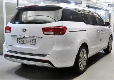 Kia Canival 2015, 120600 км, за 7683.79 USD