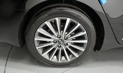 Kia K7 2017, 105021 км, за 6186.1 USD