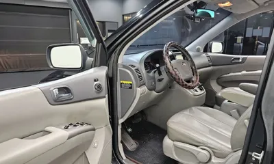 Kia Canival 2013, 106676 км, за 2797.3 USD - фото 10