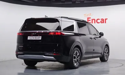 Kia Canival 2023, 156766 км, за 13112.57 USD