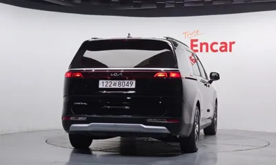 Kia Canival 2023, 156766 км, за 13112.57 USD