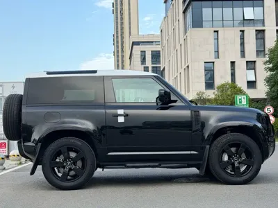 Land Rover Defender 2023, 49000 км, за 72168.23 USD - фото 9