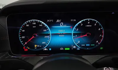 Mercedes-Benz E-Class 2021, 50202 км, за 26046.74 USD - фото 8