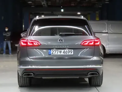 Volkswagen Touareg 2023, 37924 км, за 38093.36 USD