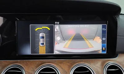Mercedes-Benz E-Class 2019, 124126 км, за 15189.96 USD - фото 15
