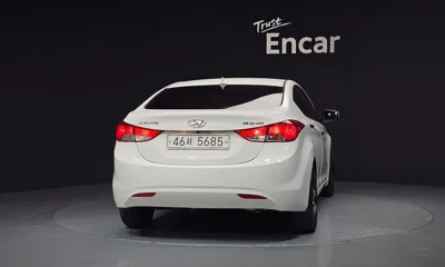 Hyundai Avante 2011, 155101 км, за 2592.88 USD