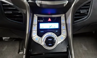 Hyundai Avante 2011, 155101 км, за 2592.88 USD - фото 13