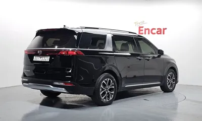 Kia Canival 2021, 82397 км, за 15857.28 USD
