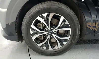 Kia Canival 2021, 82397 км, за 15857.28 USD