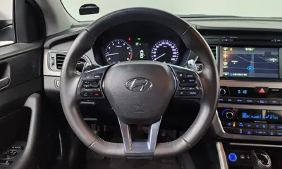 Hyundai Sonata 2017, 155506 км, за 6937.56 USD - фото 13