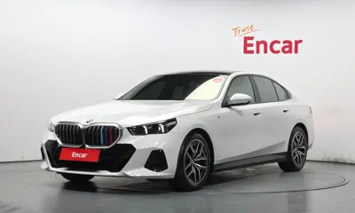 BMW 5-Series · 2024 год
