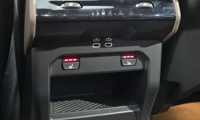 BMW 5-Series 2024, 32367 км, за 37941.45 USD - фото 32