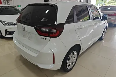 Honda Fit 2023, 11100 км, за 9891 USD - фото 6