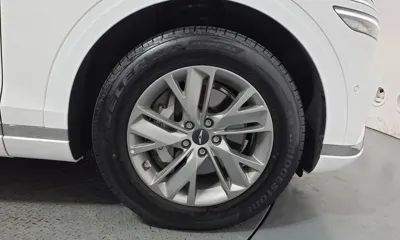 Genesis GV70 2025, 6574 км, за 33502.5 USD - фото 21
