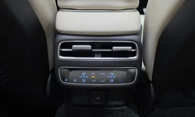 Genesis GV70 2025, 6574 км, за 33502.5 USD - фото 34