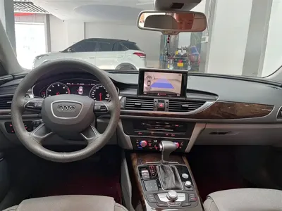 Audi A6L 2016, 121000 км, за 8946.27 USD
