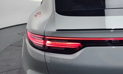 Porsche Cayenne 2023, 35352 км, за 71484.84 USD - фото 23
