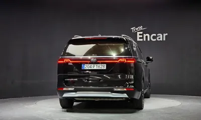 Kia Canival 2021, 140213 км, за 13544.76 USD