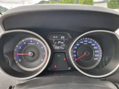 Hyundai Avante 2016, 108934 км, за 4098.36 USD - фото 6