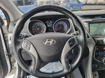 Hyundai Avante 2016, 108934 км, за 4098.36 USD - фото 7