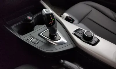 BMW 1-Series 2017, 53083 км, за 9518.18 USD - фото 9