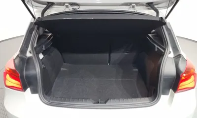BMW 1-Series 2017, 53083 км, за 9518.18 USD - фото 20