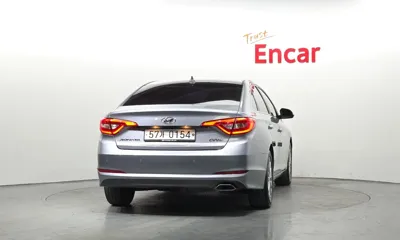 Hyundai Sonata 2017, 74631 км, за 7023.76 USD