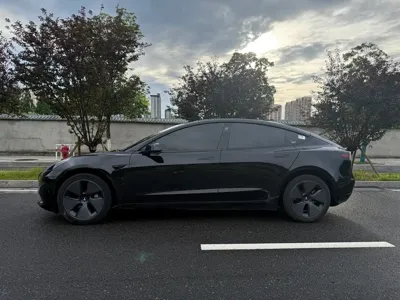 Tesla Model 3 2022, 72000 км, за 16597.68 USD