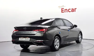 Hyundai Avante 2021, 102560 км, за 8794.79 USD