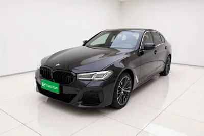 BMW 5 Series · 2021 год