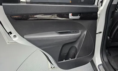 Kia Sorento 2014, 141799 км, за 5135.54 USD - фото 25