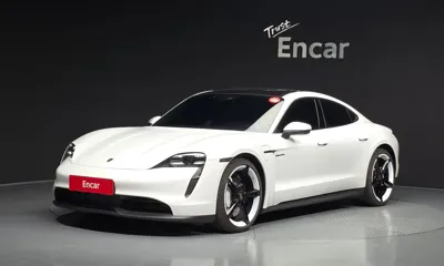 Porsche Taycan · 2023 год