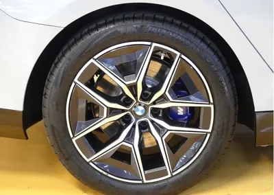BMW 5-Series 2024, 10900 км, за 40372.45 USD