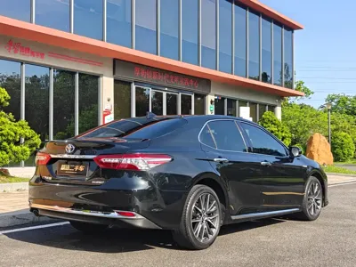 Toyota Camry 2023, 50000 км, за 19125.06 USD