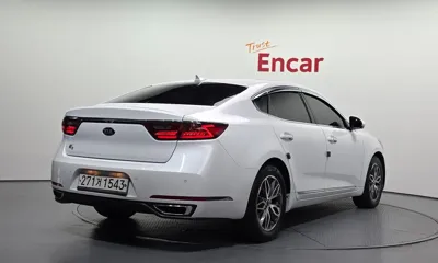 Kia K7 2018, 93673 км, за 8400.07 USD