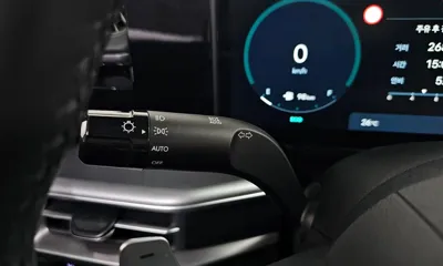 Hyundai Grandeur 2023, 98844 км, за 14332.26 USD - фото 28