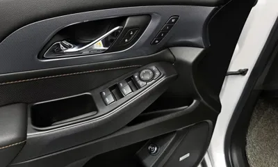 ChevroletGMDaewoo Traverse 2020, 57008 км, за 14535.84 USD - фото 11