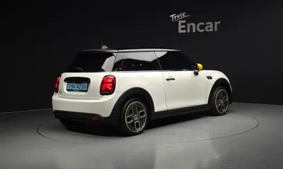 MINI Cooper 2024, 38548 км, за 18314.3 USD