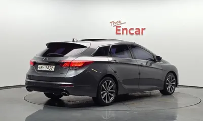 Hyundai i40 2014, 191634 км, за 4398.06 USD