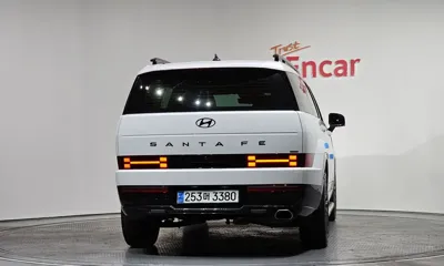 Hyundai Santafe 2024, 17854 км, за 25449.52 USD