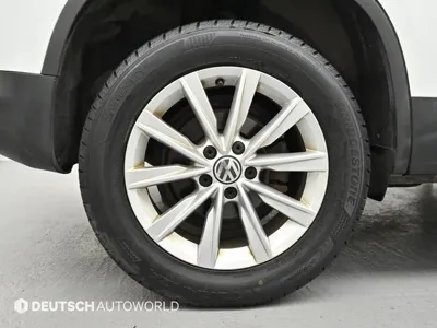 Volkswagen Tiguan 2015, 206183 км, за 3610.35 USD