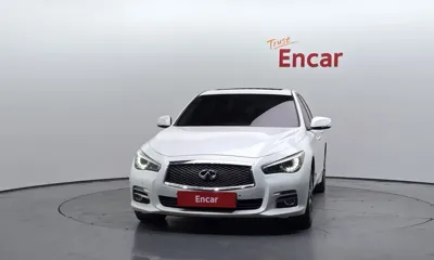 Infiniti Q50 2014, 157862 км, за 2887.4 USD