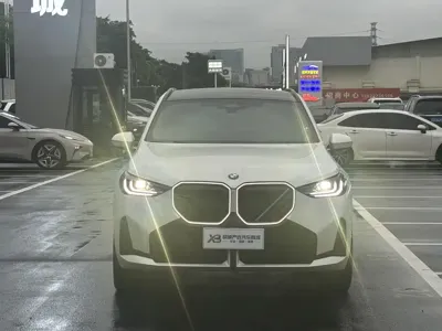BMW X3 2025, 7400 км, за 38808.05 USD