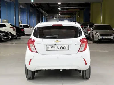 ChevroletGMDaewoo Spark 2016, 116487 км, за 2450.33 USD