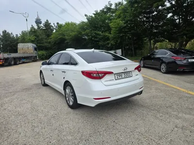 Hyundai Sonata 2015, 129139 км, за 5079.11 USD