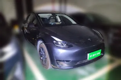 Tesla Model Y 2024, 24200 км, за 29514 USD