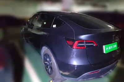 Tesla Model Y 2024, 24200 км, за 29514 USD