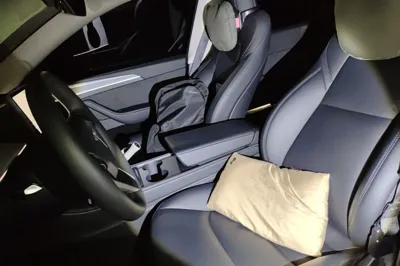 Tesla Model Y 2024, 24200 км, за 29514 USD - фото 15