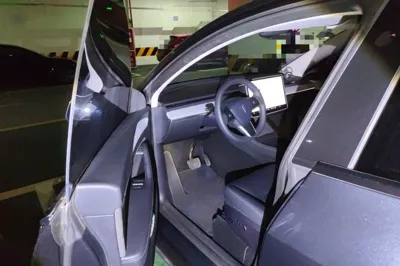 Tesla Model Y 2024, 24200 км, за 29514 USD - фото 16