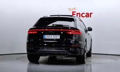 Audi Q8 2023, 17762 км, за 57475.02 USD